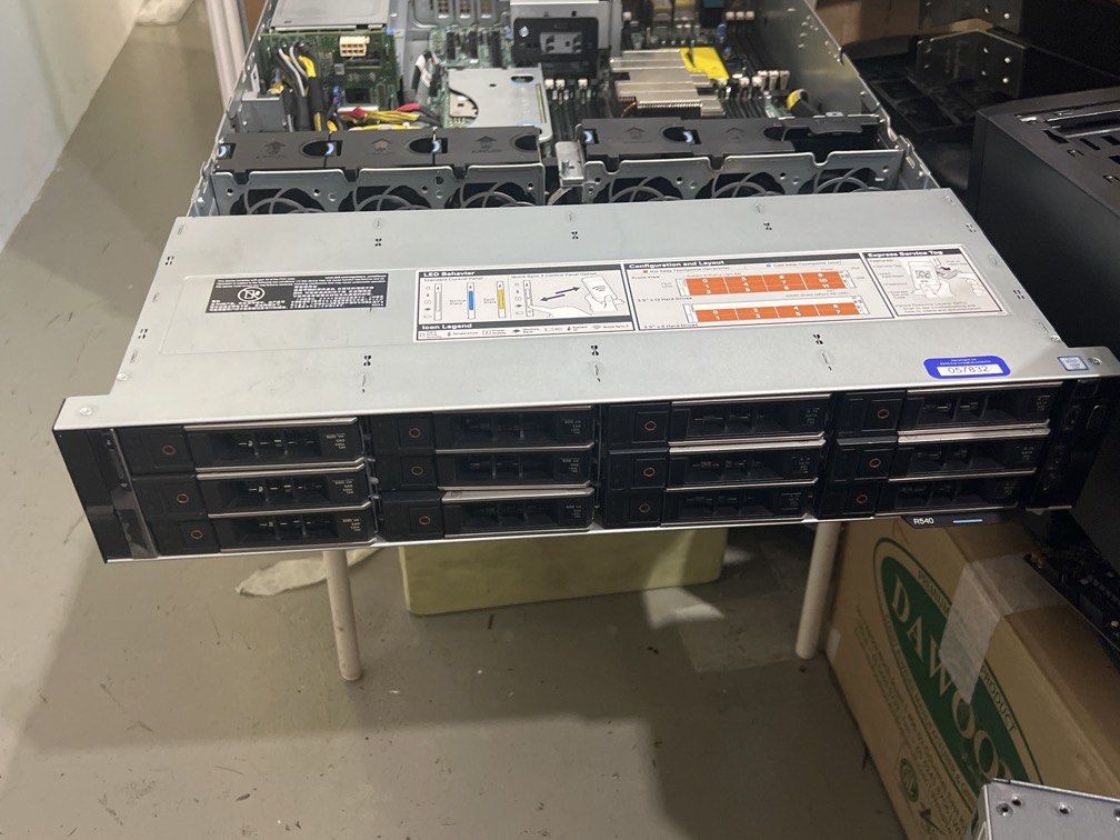 Dell PowerEdge R440 1U Rack Server512743928538736641