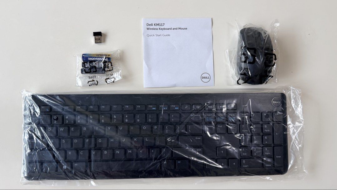 Dell Wireless Keyboard and Mouse Combo512883308553850884
