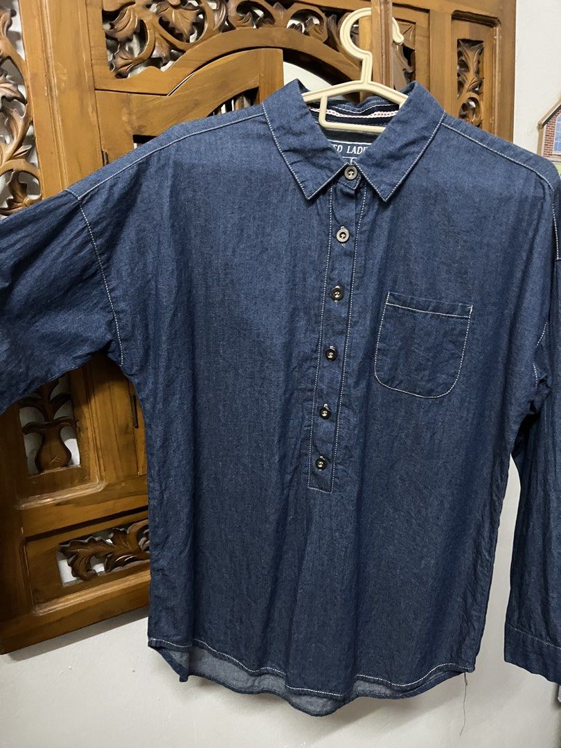 denim blouse (Category: Blouses) located in Simpang Ampat. Submitted by love_thrift (Listing ID 1450487116, Image 3). Description: .