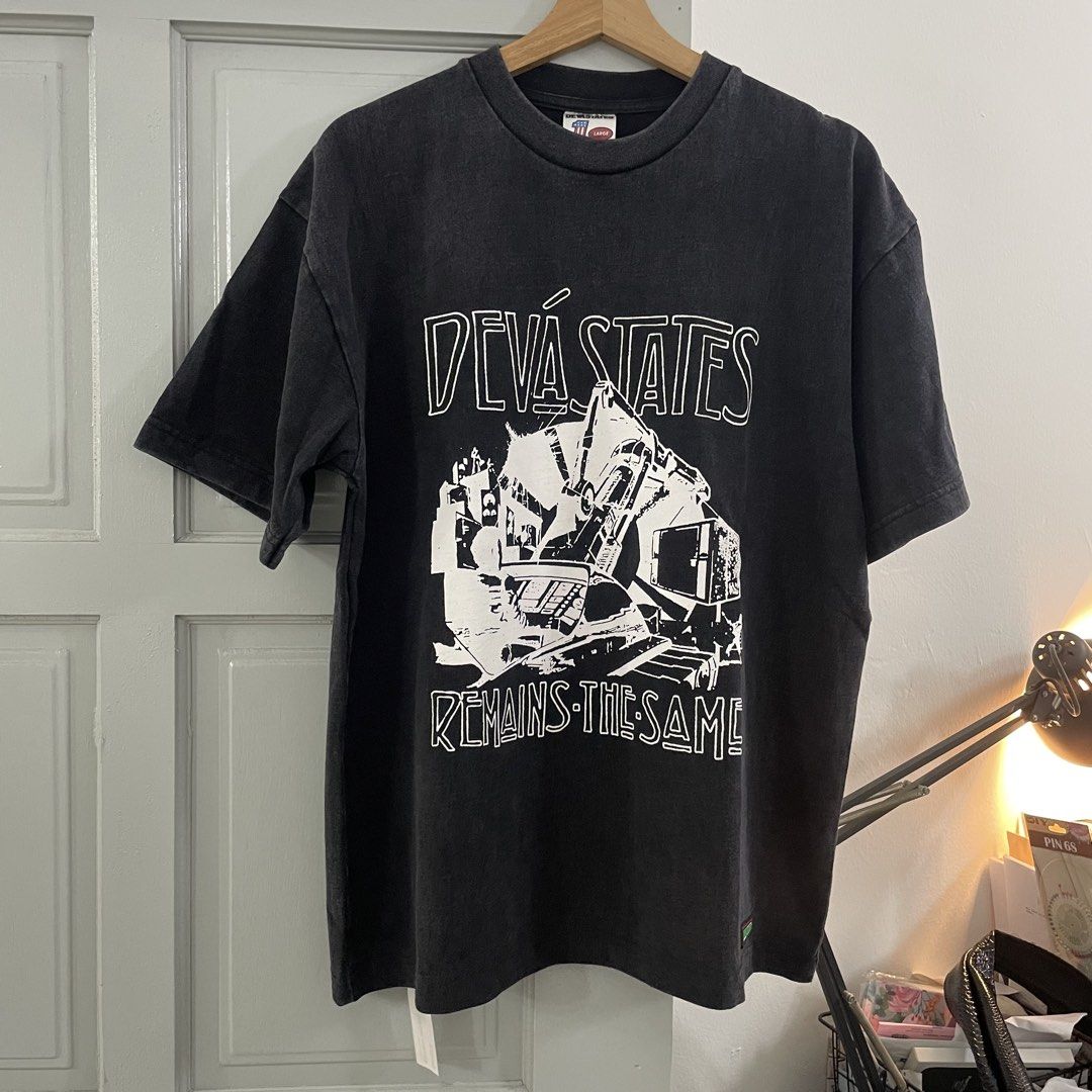 Deva States (Category: Tshirts & Polo Shirts) located in Puchong. Submitted by apetething (Listing ID 1450522550, Image 3). Description: Deva States Size : L Measurement : 23” x 28 Color : Washed Black.