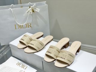 🔥 Dior Alias Sandal 🔥, Men's Fashion, Footwear, Flipflops and