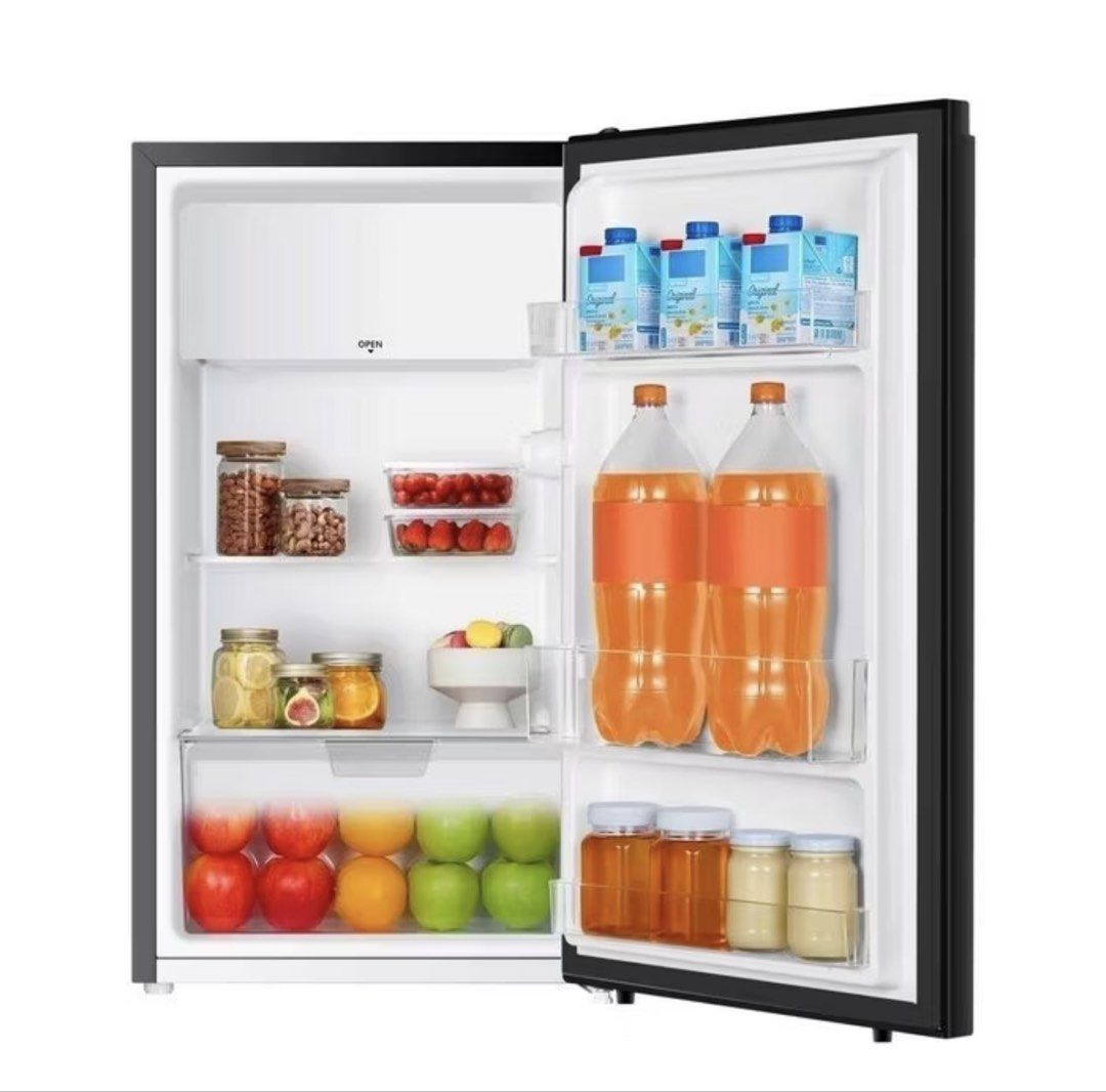 Electrolux EUM0930BD-SG Mini Fridge (Category: Refrigerators & Freezers) located in Petaling Jaya. Submitted by harizzz_ (Listing ID 1450485069, Image 2). Description: - Electrolux Mini Fridge - Model: EUM0930BD-SG - Color: Black - Condition: Brand new, still in original packaging - Perfect for: Dorm rooms, small apartments, offices - Features: Compact design, energy-efficient operation.