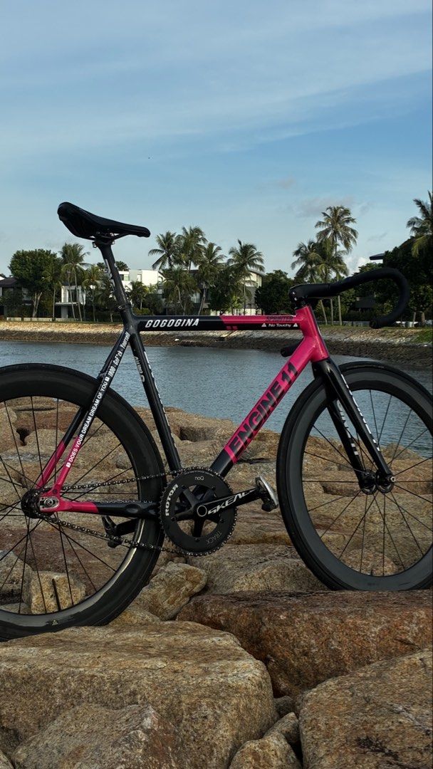 Engine 11 sprinter (Category: Bicycles) located in Singapore. Submitted by sellerboliao (Listing ID 1450499761, Image 1). Description: lf cash offer or perhaps parts .