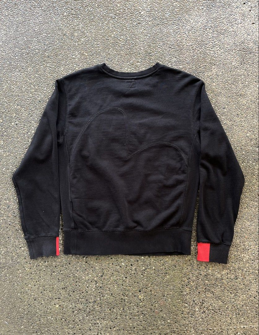 Evisu Biglogo Embroidered Ribbed Sweatshirt Black (Category: Coats, Jackets and Outerwear) located in Baguio. Submitted by feelathome (Listing ID 1450425486, Image 2). Description: Evisu Biglogo Embroidered Ribbed Sweatshirt Black Tag size: Medium Width: 21 Length: 26 Excellent condition 2,200php Free nationwide shipping. Read the description and check all photos carefully before buying. If you have any questions feel free to ask..