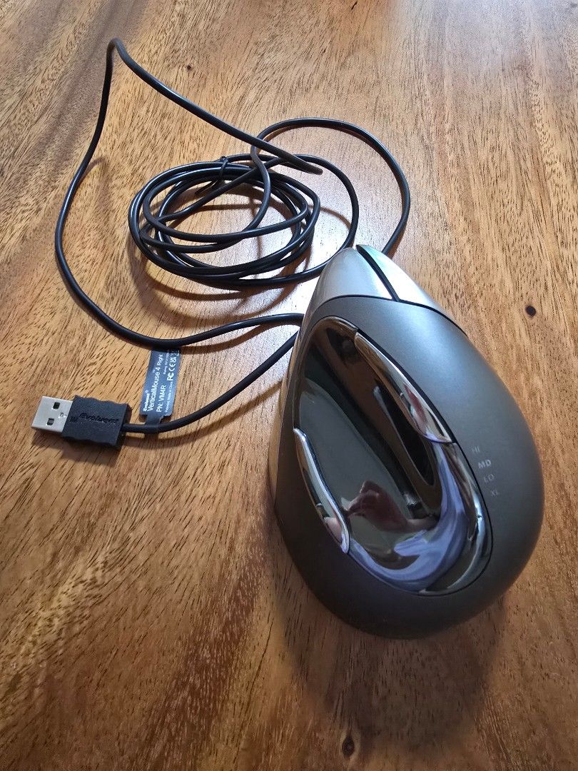 Evoluent VerticalMouse 4 Right Wired USB Ergonomic Mouse512727417335982081