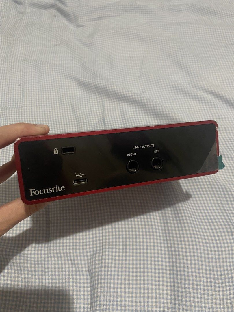 Focusrite Scarlett Solo USB Audio Interface (Category: Other Audio Equipment) located in San Jose del Monte. Submitted by nblkrsh (Listing ID 1450369957, Image 3). Description: - Focusrite Scarlett Solo Audio Interface 3rd Gen - Striking Red Metallic Finish - Inputs: Microphone & Instrument - Outputs: Monitor & Headphone - Connectivity: USB.