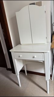 （分類：）位於 。 由 amyfarrarfowler 提交（商品編號 1450414041，圖片 1）。簡介： 。
