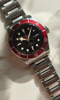 (Category: ) located in . Submitted by towatches (Listing ID 1445884328, Image 1). Description: .