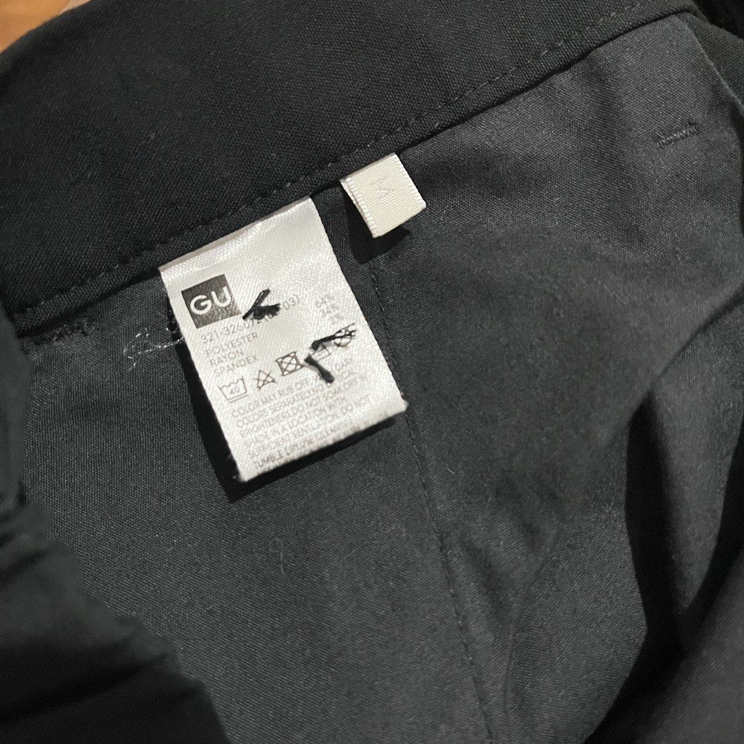 gu office wear black adjustable trouser (Category: Other Bottoms) located in Navotas City. Submitted by elslimft (Listing ID 1450481985, Image 2). Description: size 24-32, length 36.
