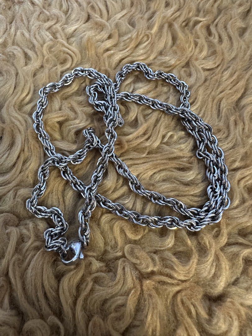 Imono Silver Tone Rope Chain Necklace (Category: Jewelry) located in Pasay City. Submitted by behua (Listing ID 1450404035, Image 3). Description: - Classic silver-tone rope chain necklace - Sturdy and timeless design - Secure lobster claw clasp - Versatile: great for layering or wearing alone - Pen included in photo for size reference.