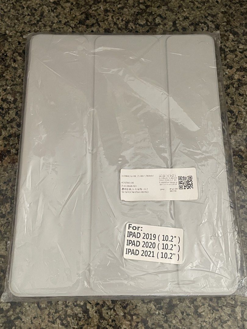 iPad 7th, 8th 9th gen (10.2) case (Category: Cases & Sleeves) located in Manila. Submitted by casssee (Listing ID 1450399596, Image 1). Description: iPad 7th, 8th 9th gen (10.2) case 1. iPad Acrylic Hard Case with Shockproof Borders and pencil slot PHP 220 (negotiable) ⭐️case is for iPad 2019/2020/2021 (10.2). ⭐️Item is brand new and comes with a plastic. The protective film on the acrylic case hasn’t been removed. ⭐️Hard shell case with smart sl