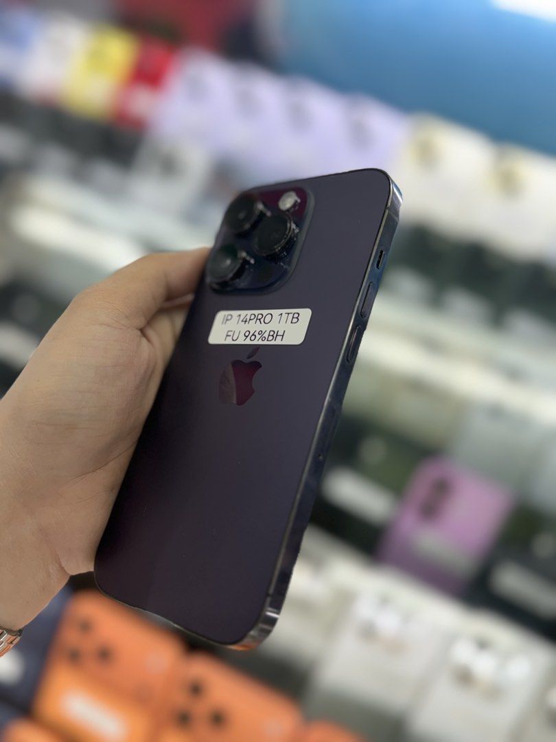 IPhone 14 Pro 1TB 96BH no issuee Openline NTC approved (Category: iPhone 14 Series) located in San Juan City. Submitted by najihahtelecomshop2018 (Listing ID 1450473792, Image 2). Description: Legit Store | Original unit FOR SALE | TRADE / SWAP ▫️INSTALLMENT thru: 🔸Credit Card (straight / installment) 🔸Ggives / Gcredit + 6% interest 🔸Spay Later + 6% interest (RFS: Buy and Sell any kinds of Gadgets) Description: iPhone 14 Pro 1TB ( other GB are