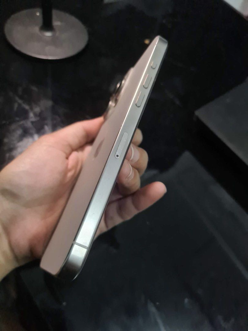 Iphone 15 Pro Max 512gb (Category: iPhone 15 Series) located in San Mateo. Submitted by syrillvecian (Listing ID 1450323552, Image 2). Description: FU with sim openline ISSUE: -Black dot sa may dynamic island -Nawala yung front cam nung inupdate (Nag fefreeze, pero back cam all good naman) -No Face ID (Replaced LCD) -Replaced Back Glass Inclusions: -Case -Cable OPEN DIN FOR SWAP, OFFER LANG -MARIKINA LOC.
