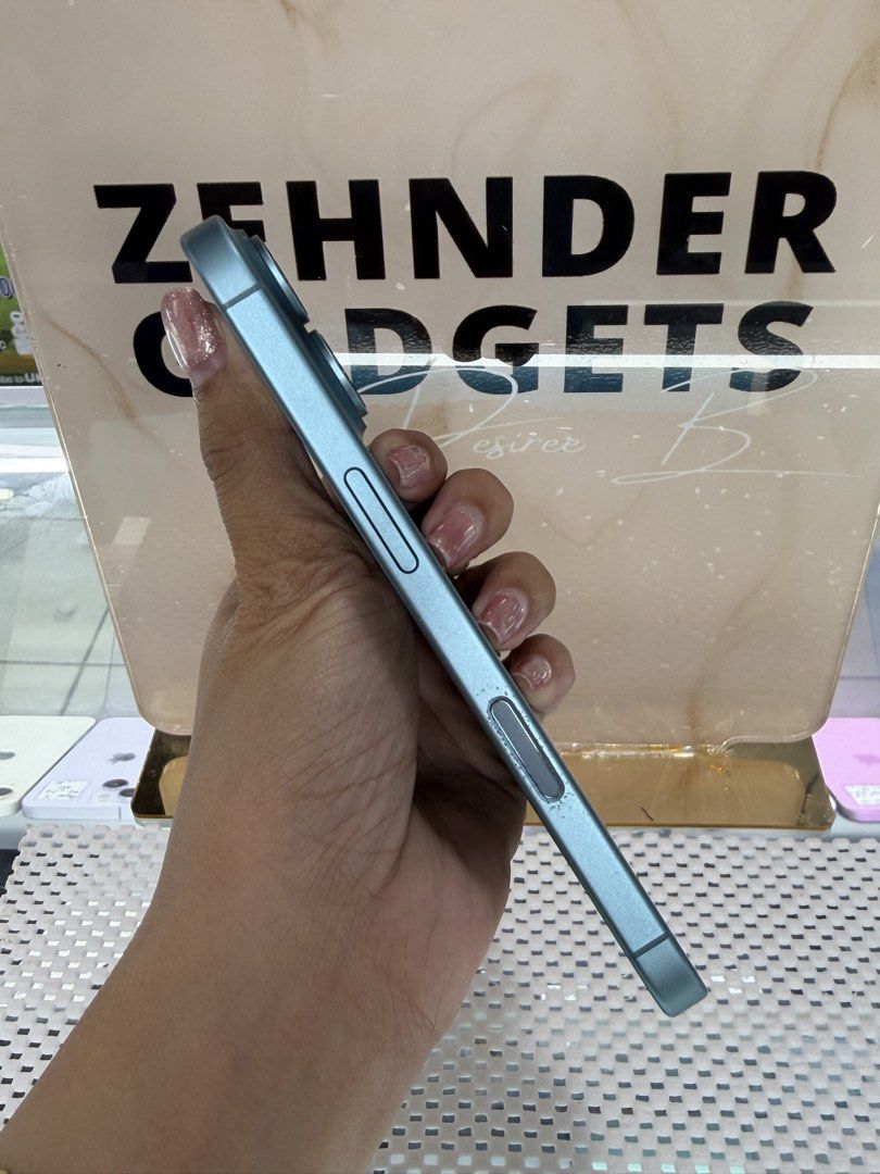 iPhone 16 256GB OPENLINE (NTC APPROVED) (Category: iPhone 16 Series) located in San Juan City. Submitted by desireebayal96 (Listing ID 1450503807, Image 3). Description: iPhone 16 (TEAL) * 256GB * OPENLINE (ANY SIM) * NTC APPROVED * 88% BATTERY HEALTH ORIGINAL (CAN CHECK 3UTOOLS) * 97% SMOOTH * NO ISSUE * NO HISTORY OF REPAIR * NO ICLOUD ISSUE * NOT REFURBISHED * WORKING FACE ID & TRUETONE * WITH CORD TYPE C NOTE: HINDI LANG PO MASYADONG MAKINIS,