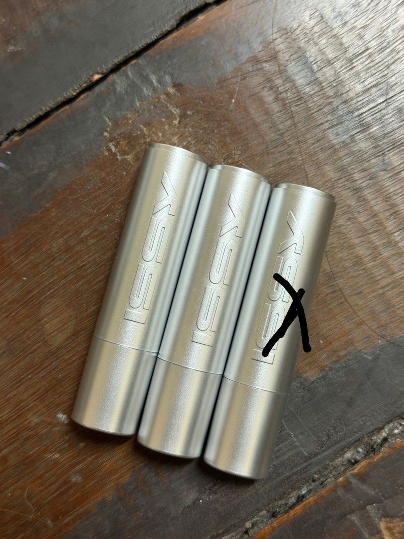 Issy True Matte Lip Bullet in Possessed Brutal (Category: Makeup) located in Valenzuela. Submitted by retroroyaleph (Listing ID 1428746524, Image 2). Description: Shades: Possessed, Brutal Brand new, unused 150 each.