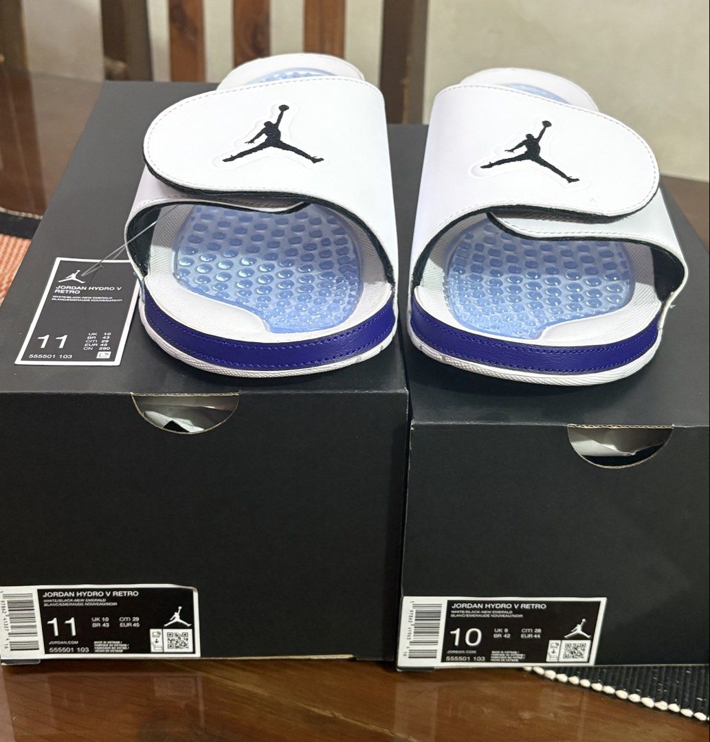Jordan Hydro V Retro ‘Grape’ Slides (Category: Slippers & Slides) located in Manila. Submitted by shoepatos4u (Listing ID 1450325767, Image 1). Description: Mens US10 and 11 available Inspired by sport, made for every day. Soft, supportive foam and a textured footbed help these slides deliver soft comfort with every step you take. A synthetic leather foot strap lets you quickly adjust the fit. Benefits Foam footbed offers a cushioned ride. Adjust