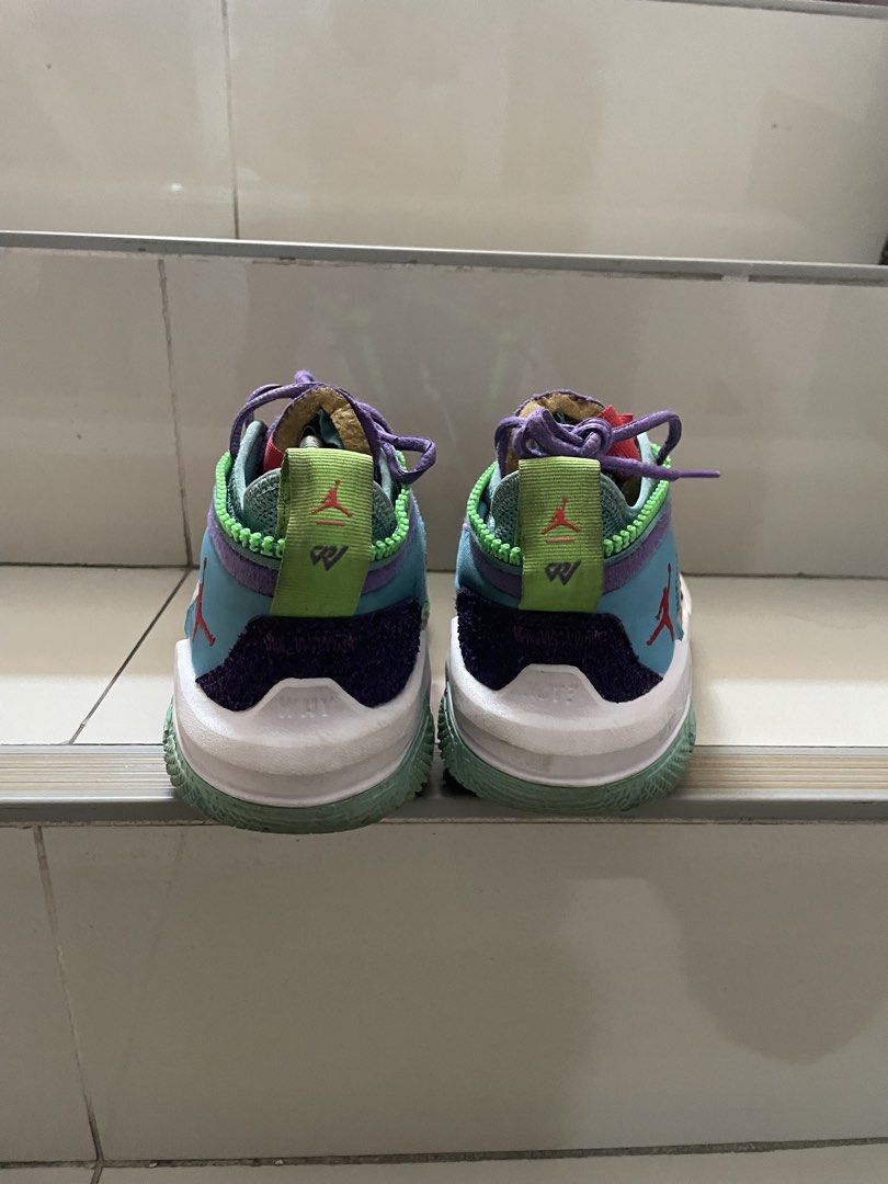 Jordan Westbrook “Why not?” Zer0.4 2021 (Category: Sneakers) located in Manila. Submitted by isha0629 (Listing ID 1450410920, Image 3). Description: - Jordan Westbrook”Why not?” - Indigo Fog / Violet Frost / Ocean Fog / Purple Pulse color - Features a zipper closure - Ideal for collectors or players looking for a statement shoe Issue: slight hildrag sign of usage but good condition pa .