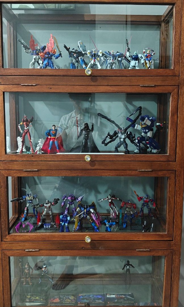 Jual koleksi Action Figure Ori & Bootleg. (Kategori: Mainan) berada di Badung. Dikirim oleh arthur.aja (ID iklan 1450399226, Gambar 1). Deskripsi: Jual koleksi Action Figure Ori & Bootleg. - Kondisi sangat baik, hanya dipajang di display. - Sudah dirakit. - Box & kelengkapan lengkap. - Harga satuan sesuai di foto. - Ambil 1 lemari full: Rp2.000.000. Lokasi: Tabanan, Bali..