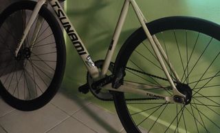 (Category: ) located in . Submitted by amosyee_ (Listing ID 1450518629, Image 1). Description: .