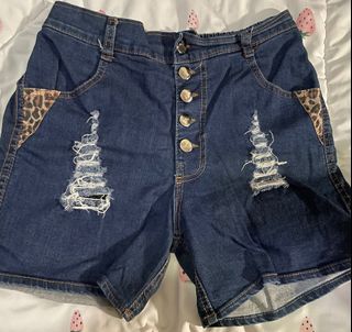 (Category: ) located in . Submitted by elyszn (Listing ID 1412408400, Image 1). Description: .