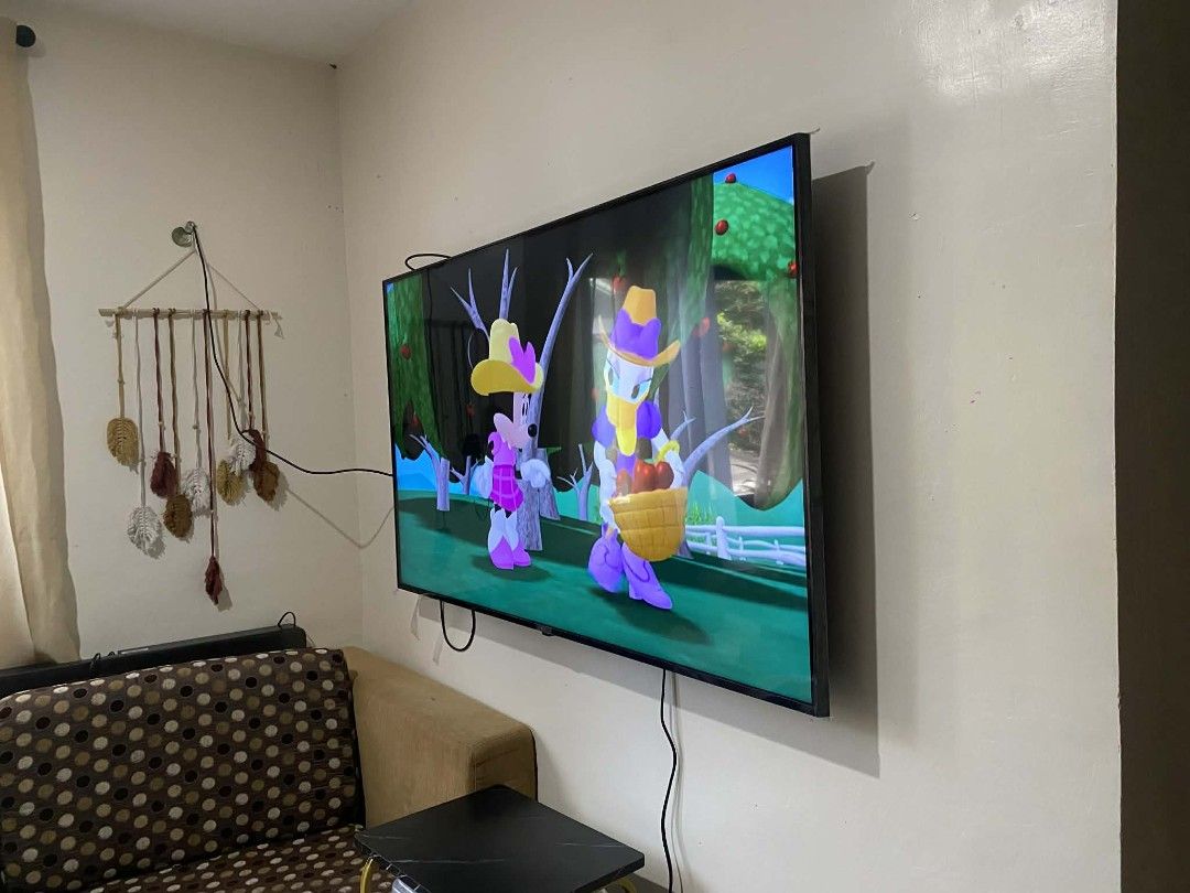 LG 55 INC SMART TV (Category: TV) located in Manila. Submitted by maryanncab32551 (Listing ID 1450468982, Image 2). Description: good as new 6 months old no issue original price 29k sale for only 19k.