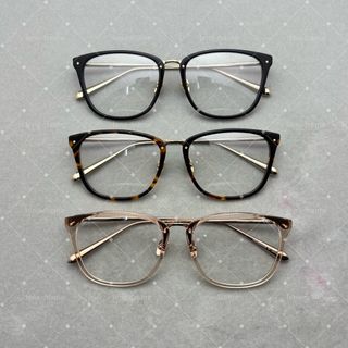 (Category: ) located in . Submitted by importedspectacleframes (Listing ID 1450448457, Image 1). Description: .