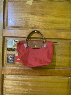 (Category: ) located in . Submitted by lloyd.thrft (Listing ID 1450395351, Image 1). Description: .