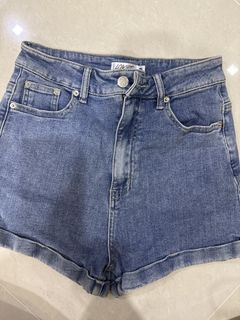 (Category: ) located in . Submitted by lzy0709 (Listing ID 1450443717, Image 1). Description: .