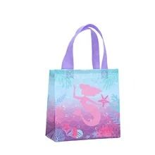 LPZHI 美人魚主題禮物包裝袋，用於糖果個人化包裝，兒童派對禮品袋，豪華零食袋，糖果手提袋 （分類：禮品籃和禮籃）位於 Hong Kong。 由 flavioduka55511 提交（商品編號 1450357372，圖片 3）。簡介： 高關注化學品:沒有任何 件數:10個 場合:生日派對,兒童節,派對 材料:不織布 是客製化的:是的 型號:9033 Brand Name:LPZHI Origin:Mainland China CN:Guangdong Pattern Type:Striped,cartoon animal,Chevron。