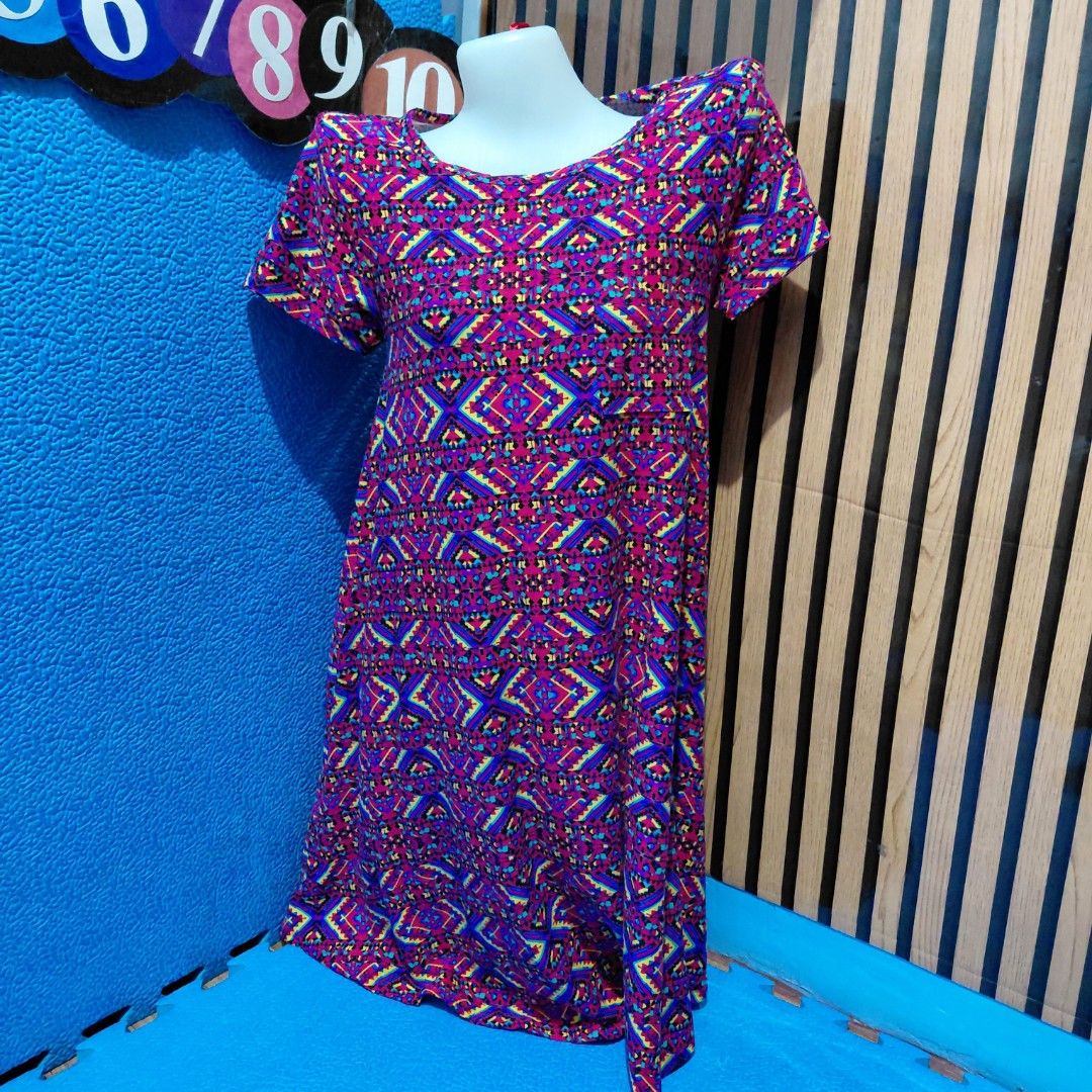 LULAROE Dress US Brand (Category: Dresses) located in Manila. Submitted by pandinity (Listing ID 1450376554, Image 1). Description: Bust - 32in stretchy to 40 L - 35in in front super stretchy US Brand.