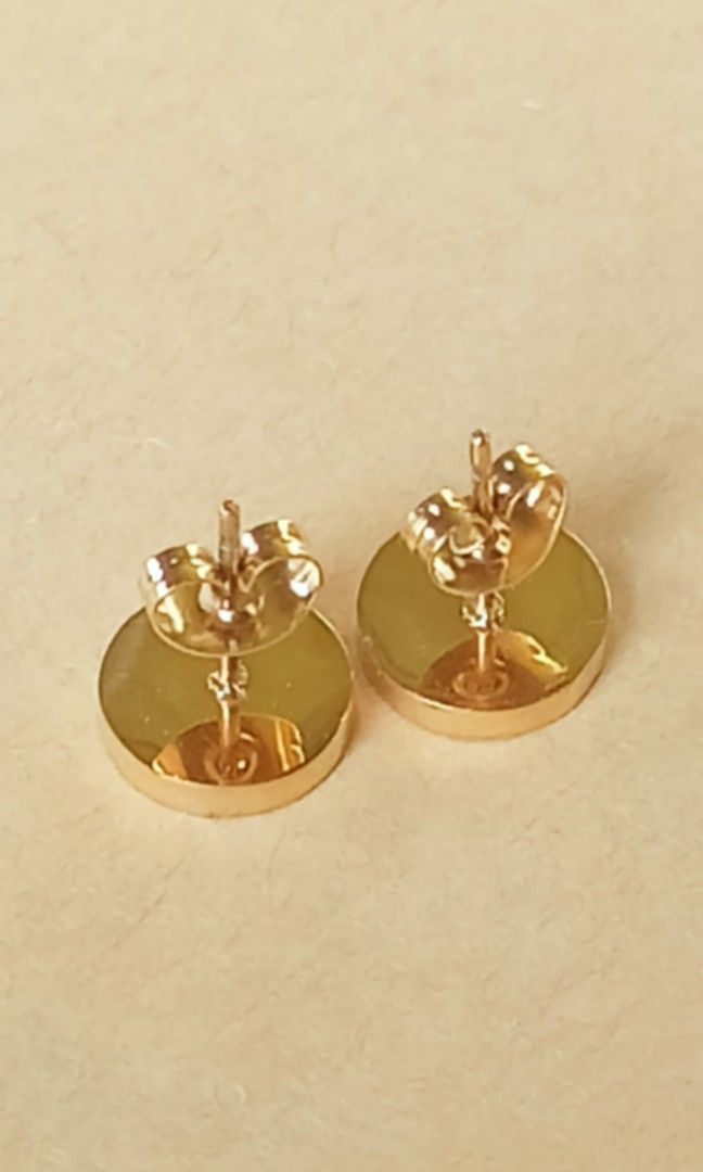 Lv stud earrings from japan (Category: Luxury Accessories) located in Manila. Submitted by osaze_27japanbags (Listing ID 1450344835, Image 2). Description: Lv earrings from japan no flaws with gift box kindly pm me.