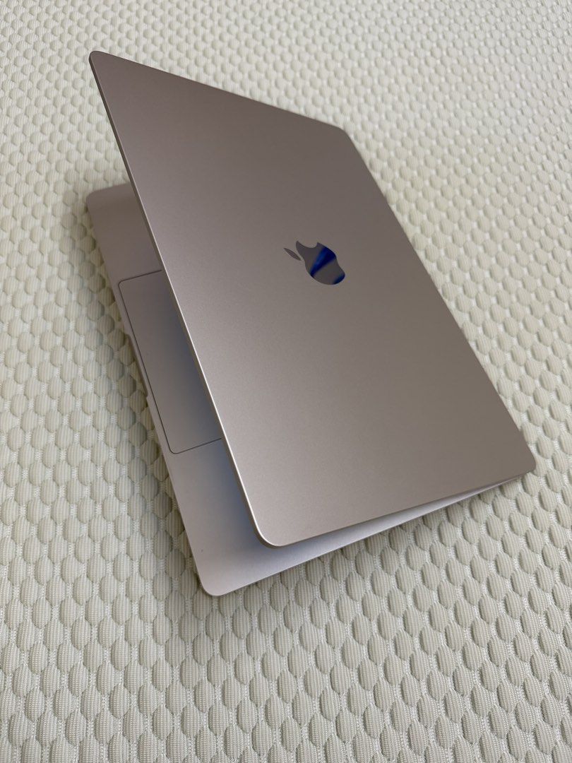 MacBook Air 15-inch512717162902999043