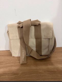 (Kategori: ) berada di . Dikirim oleh ditasoe (ID iklan 1450372387, Gambar 1). Deskripsi: .