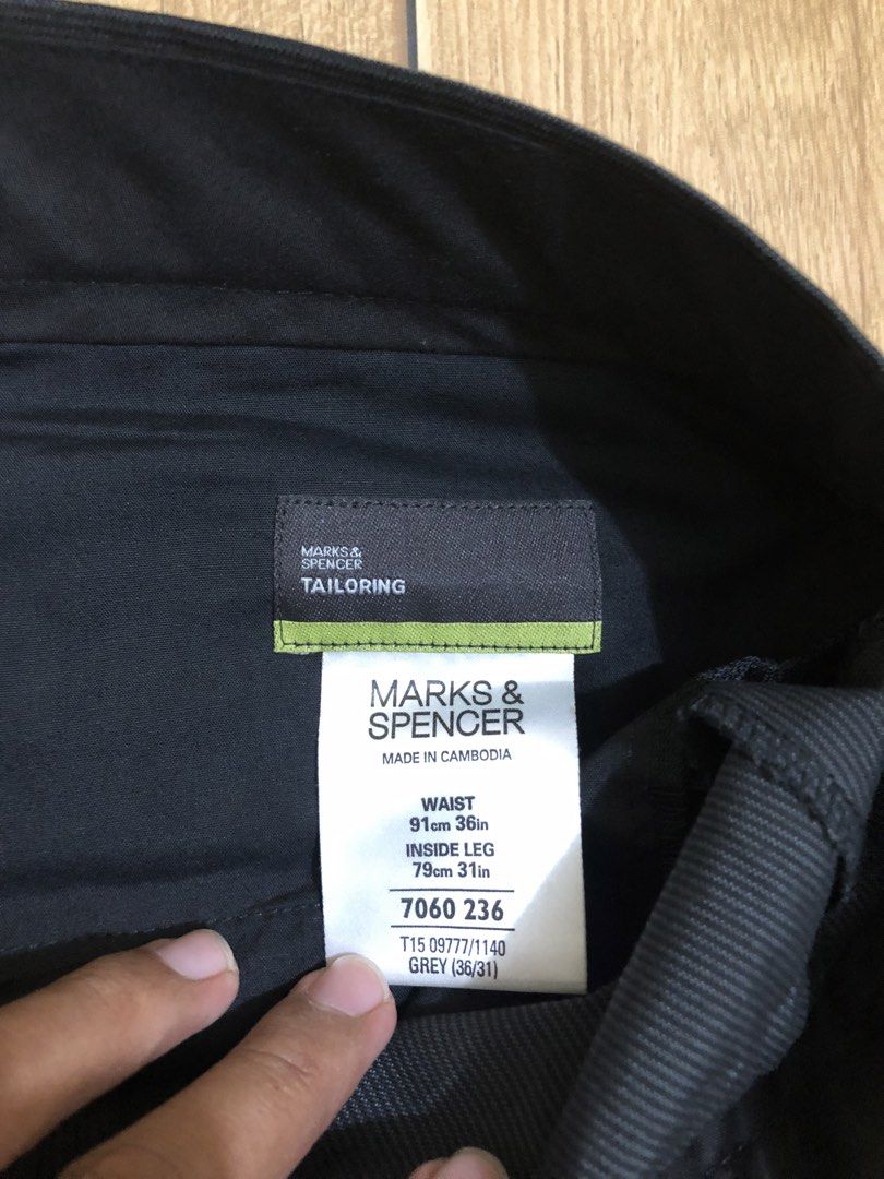 Marks & Spencer Slacks (Category: Trousers) located in Virac. Submitted by valll_ (Listing ID 1450396297, Image 3). Description: Marks Spencer Size 36 Length 40 No issue Excellent .