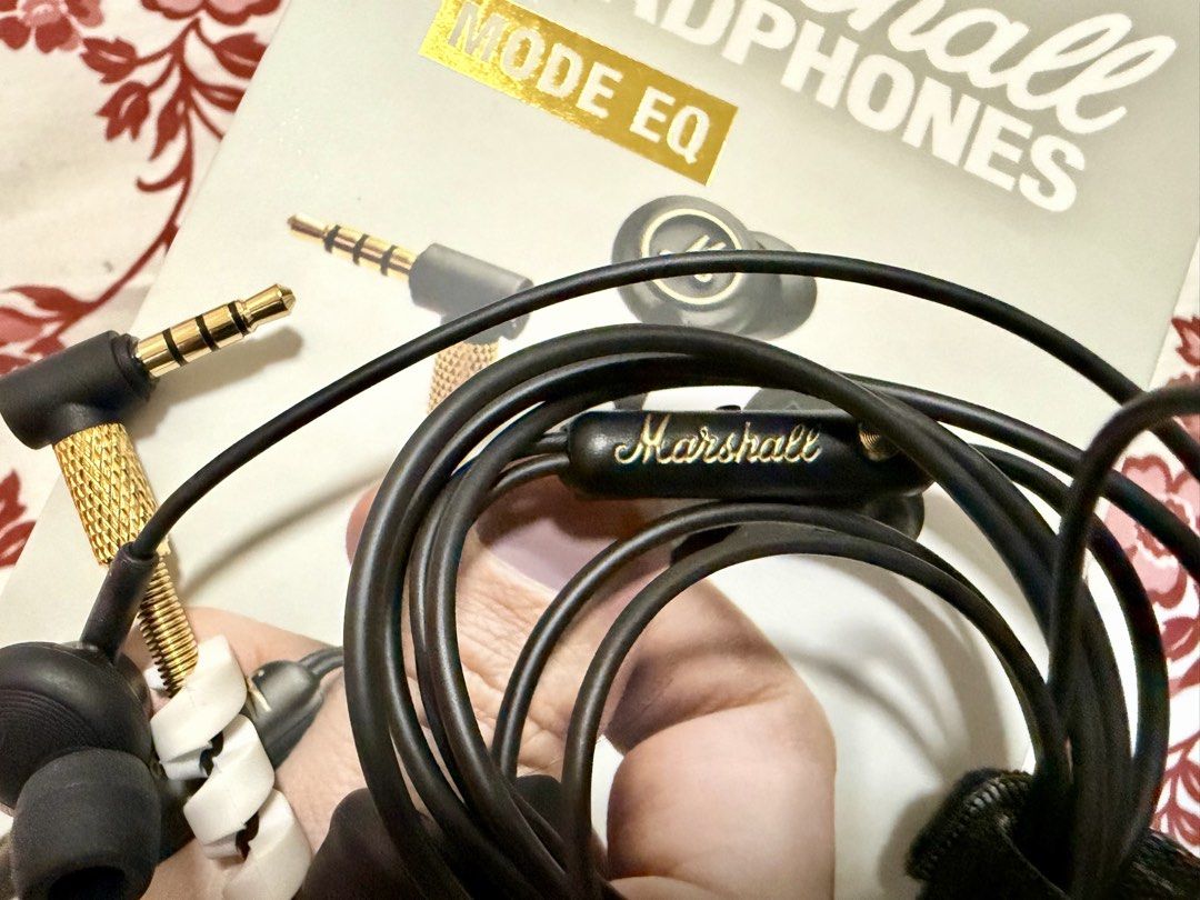 Marshall Mode EQ In-Ear Headphones Black (Category: Earphones) located in Quezon City. Submitted by praise22 (Listing ID 1450360182, Image 3). Description: Just opened to test With box Key Features *2 different EQ settings *L-plug design *Ergonomic *Tangle Free design *Built in Remote and Mic *Multi-function button *9mm Dynamic driver What’s in the Box 1x Mode EQ in-ear headphone 1x Size sleeves (S, M, L) 1x User Documentation with legal and safe
