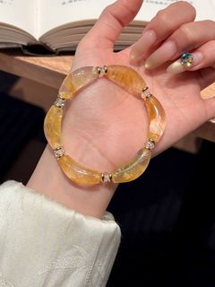 (Category: ) located in . Submitted by shop.celestee (Listing ID 1450333722, Image 1). Description: .