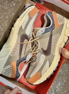 （分類：）位於 。 由 asicsstudio8 提交（商品編號 1450413036，圖片 1）。簡介： 。