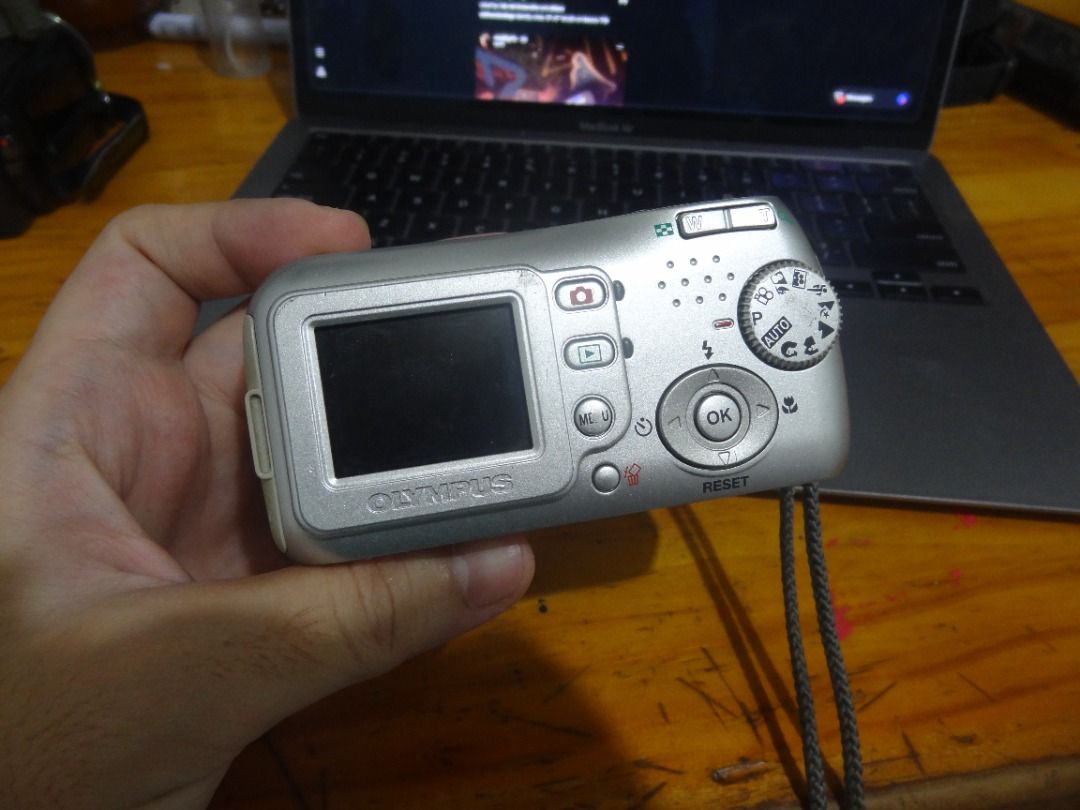 Olympus CAMEDIA Digital Camera C-170 Silver (Category: Cameras) located in Las Pinas. Submitted by palancaren (Listing ID 1450481741, Image 3). Description: Olympus Camedia C-170 This digicam unit is well-maintained, smooth, fully functional, and ready to use. Features: • 4.0 mega pixels • 36.7mm 1:2.8 AF lens (35mm camera equivalent) • 4x digital zoom • 14MB internal memory plus xD-Picture Card slot • 3.8cm / 1.5 inch LCD monitor • 7 scene progr