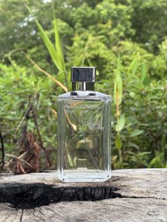 (Category: ) located in . Submitted by aiscentperfume (Listing ID 1450400241, Image 1). Description: .