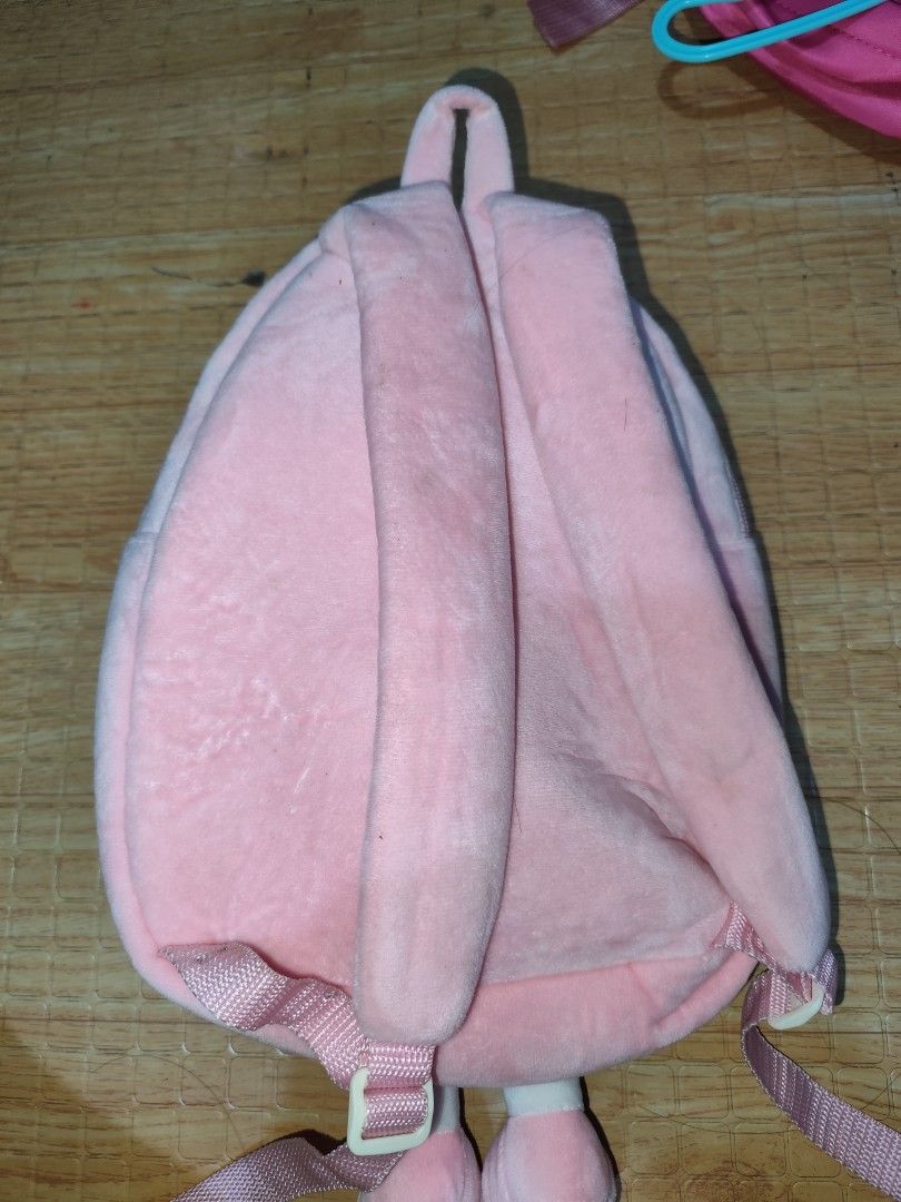 Original Gloveleya Bagpack (Category: Other Babies Going Out Needs) located in Manila. Submitted by mamemiii (Listing ID 1450367744, Image 2). Description: This is a Gloveleya plush unicorn toddler backpack and doll bundle featuring a pink unicorn-themed bag and a matching soft stuffed doll. Sa U.k nabili na reremove po yung Doll.
