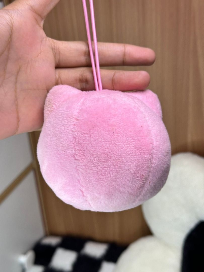 Pokemon: Jigglypuff Bag Charm Strap Keychain (Category: Character Goods) located in Quezon City. Submitted by genie.fluff (Listing ID 1450486297, Image 2). Description: .