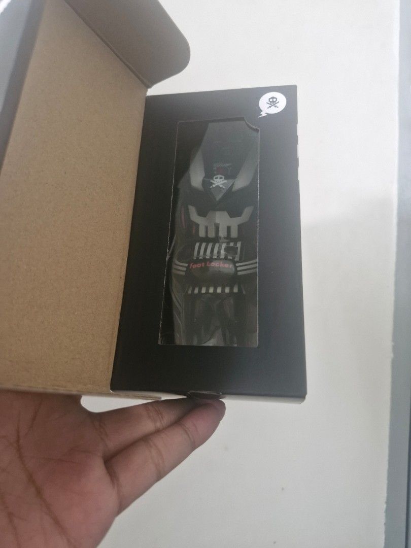 Quiccs x footlocker 6" (Category: Designer & Blind Box Toys) located in Manila. Submitted by fast_flip2024 (Listing ID 1450376322, Image 2). Description: PABENTA SALE!!! QUICCS X FOOTLOCKER BNEW DELIVERY VIA LALAMOVE (METRO MANILA) ALSO OPEN FOR MEET UPS LOC: QC SLIGHTLY NEGOTIABLE!!! 📩📩📩.
