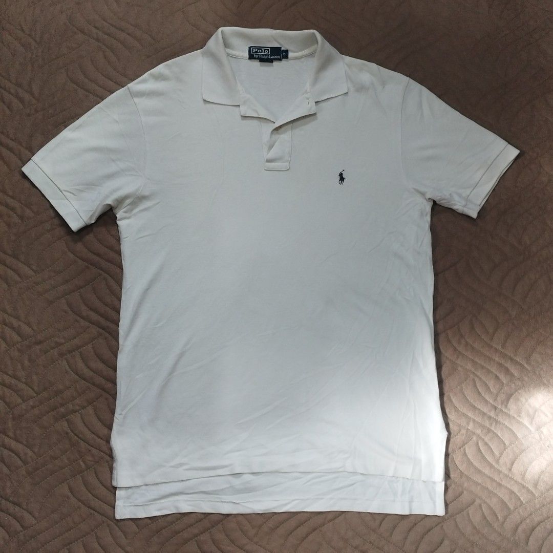 Ralph Lauren Polo Shirt (Category: Tshirts & Polo Shirts ) located in Davao. Submitted by giyuu06 (Listing ID 1450413278, Image 1). Description: Ralph Lauren Polo Shirt | Medium | Excellent Condition L: F28 B30 W 20.5.