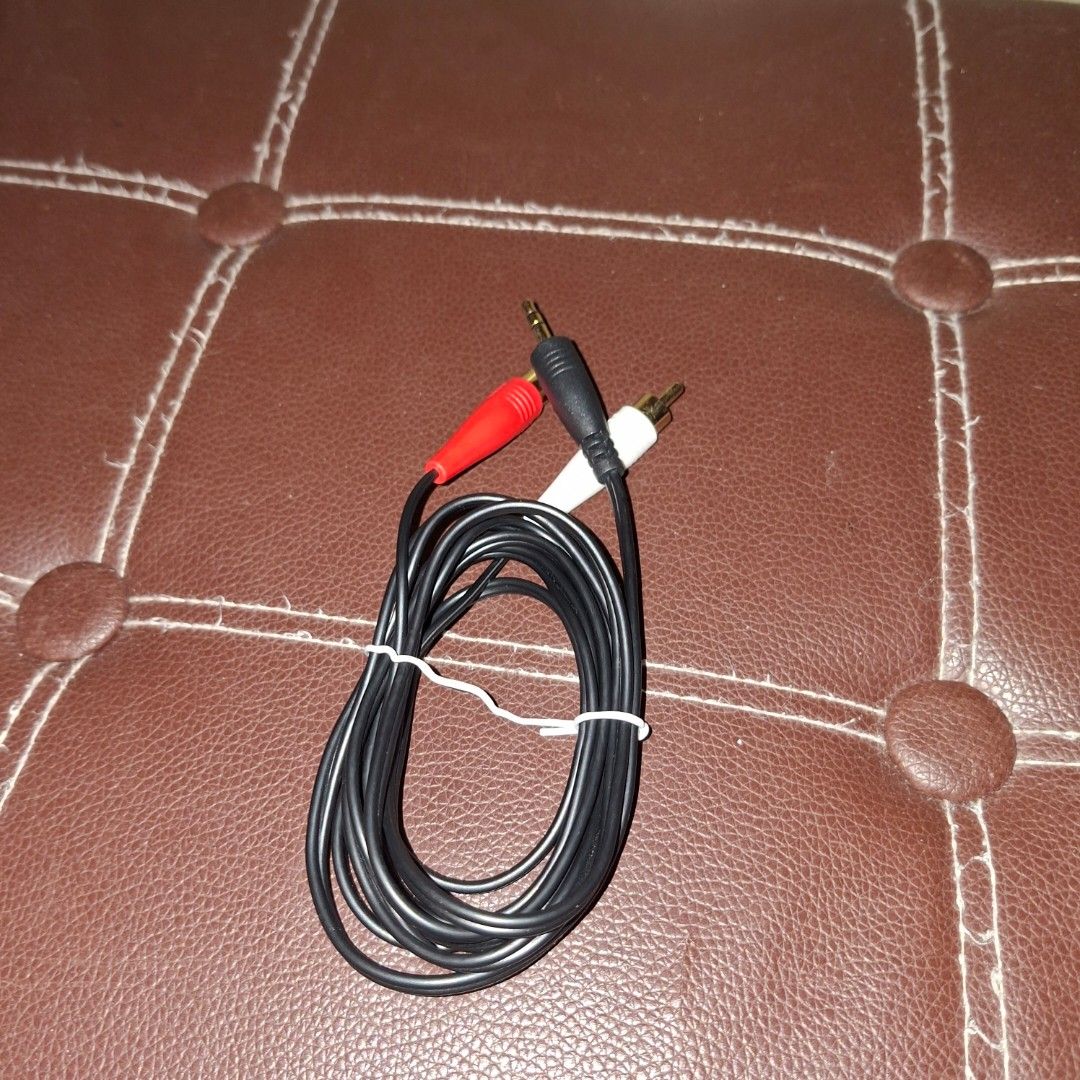 Rca auxiliary aux audio cable (Category: Other Kitchen Appliances) located in Pasig City. Submitted by fasttech01 (Listing ID 1450375427, Image 2). Description: .
