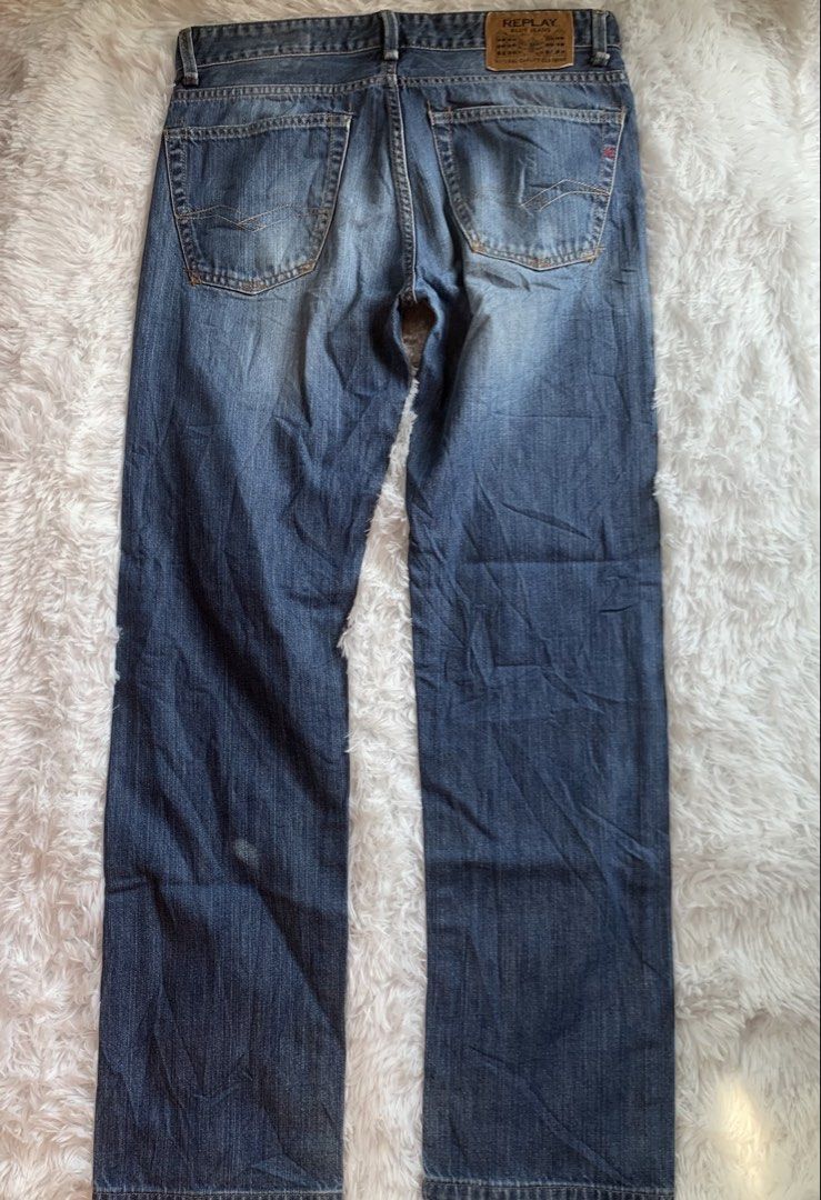 Replay Blue Jeans Men's Size 32/36 (Category: Jeans) located in Bislig. Submitted by jam_jam07 (Listing ID 1450468372, Image 2). Description: - Men's Blue Jeans - Size: Waist 32, Length 36 - Fit: Relaxed - Wash: Classic Denim - Closure: Button Fly - Origin: Made in Tunisia - Style: Great for Casual Wear.