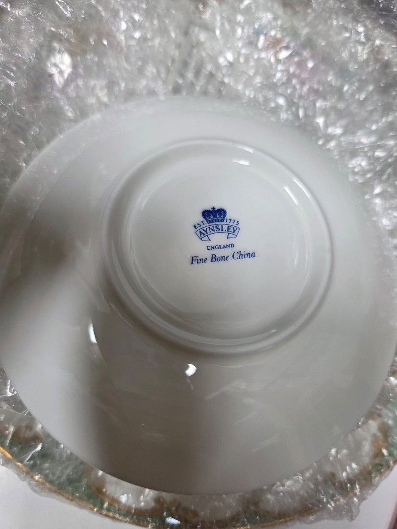 Royal Albert Plate Set513108912773550082