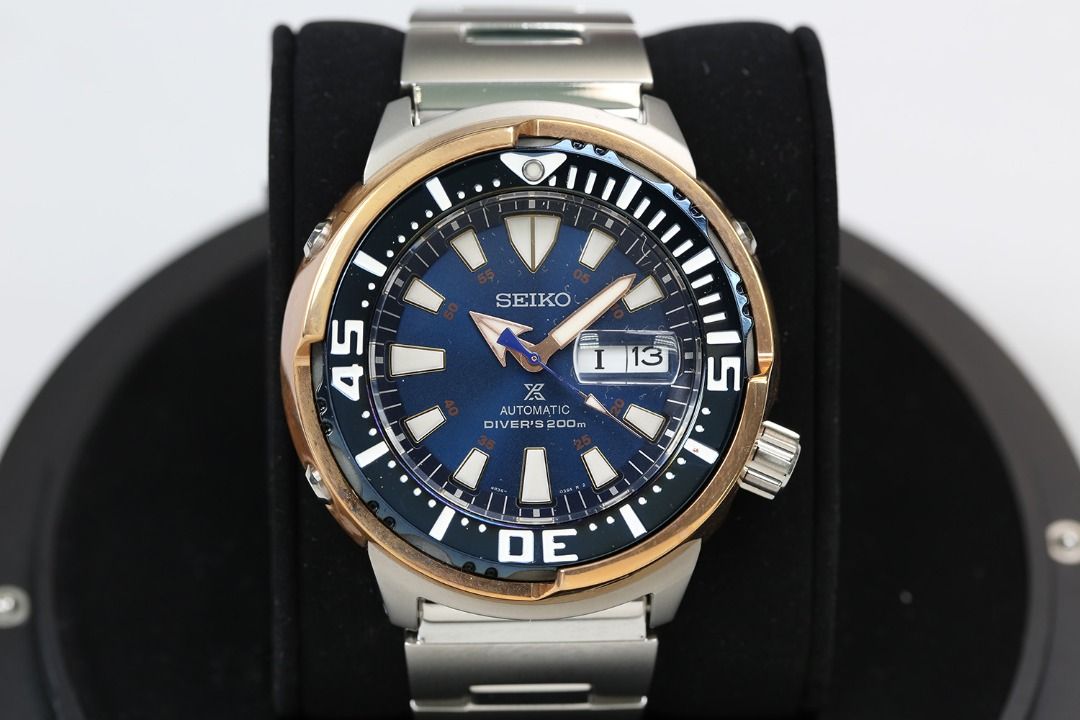 Seiko Prospex "Zimbe Baby Tuna" (Model SRPC96K1), a limited edition watch featuring a blue dial and a rose gold bezel （分類：手錶）位於 Hong Kong。 由 ahso2068 提交（商品編號 1450337629，圖片 1）。簡介： The Seiko Prospex Thailand Limited Edition "Zimbe 8" Baby Tuna (Model SRPC96K1) was launched as a highly exclusive, Thailand-only limited edition of exactly 1,234 pieces. Technical Description Aesthetics: The watch features a striking deep sunray blue dial inspired by th