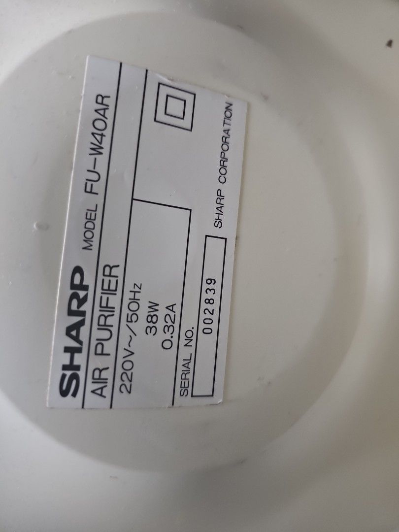 sharp （分類：空氣清新機及抽濕機）位於 Hong Kong。 由 kyskky 提交（商品編號 1450494198，圖片 3）。簡介： sharp fuw40ar 仲用到 但已舊。