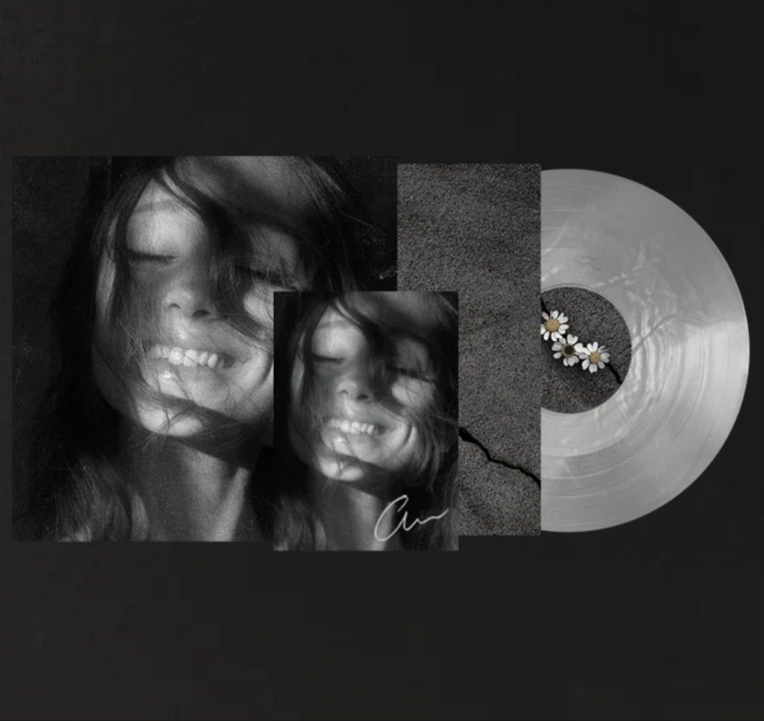 ONHAND Signed Ariana Grande Petal Vinyl (Category: Vinyls) located in Cainta. Submitted by samthingsph (Listing ID 1450488464, Image 1). Description: Secured, super limited and hard to get Sold out on her website Now onhand!.