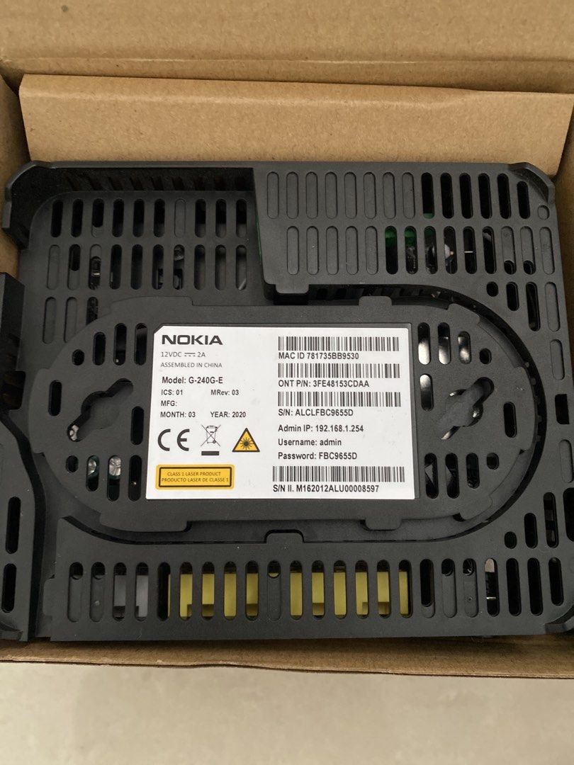 Singtel Optical Router and Mesh router512572190915962883